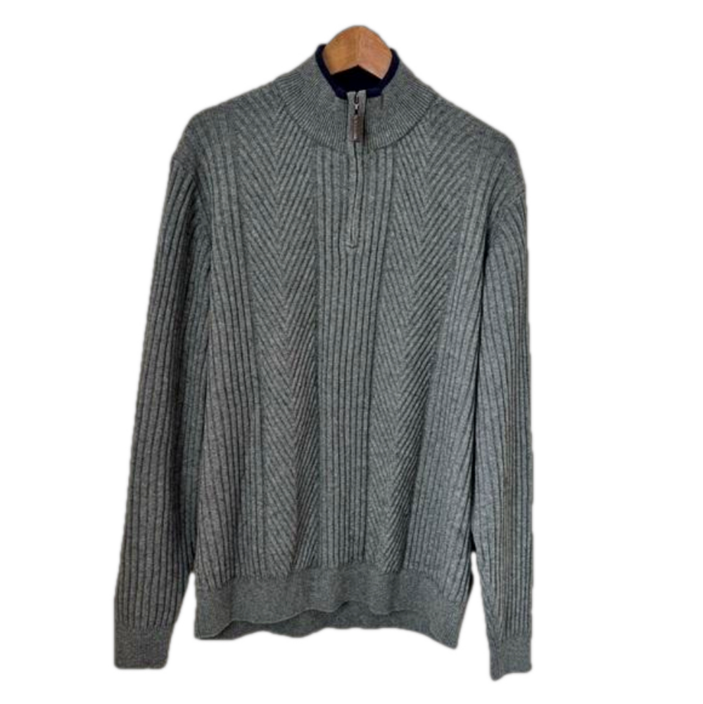 Jones New York cotton/wool blend gray ribbed sweater with 1/4 zip. Size L